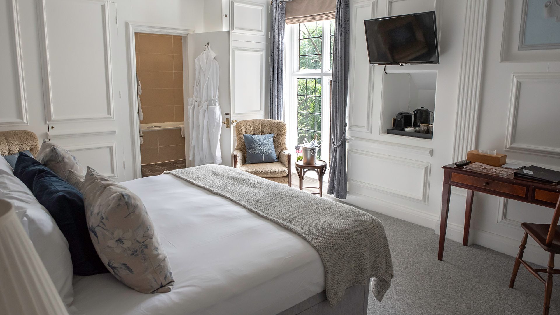 Gallery Karma Salford Hall