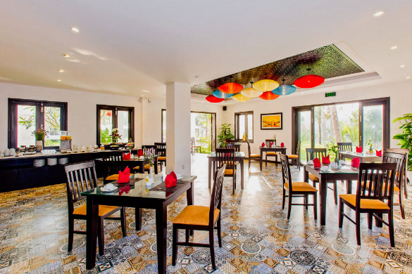 Karma Song Hoai Restaurant & Bar Karma Song Hoai Restaurant & Bar