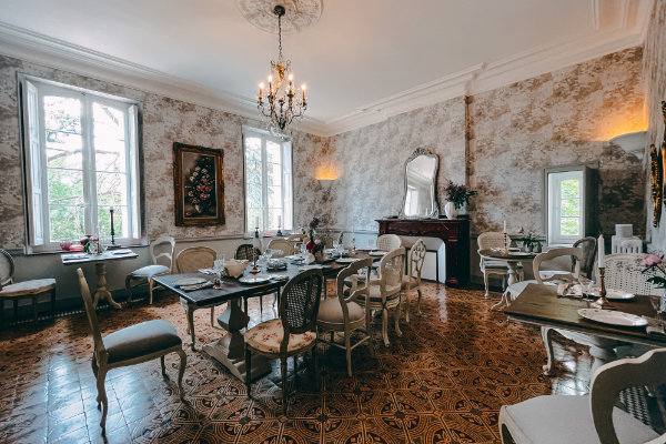 Karma Chateau de Samary Restaurant & Bar