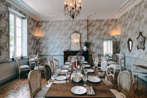 Karma Chateau de Samary Restaurant & Bar