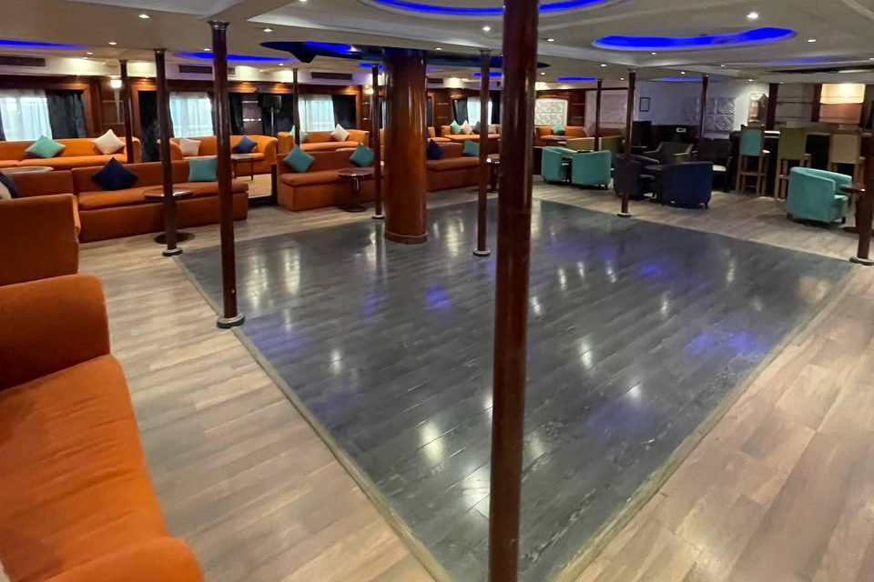 Karma Karnak Restaurant & Lounge Bar