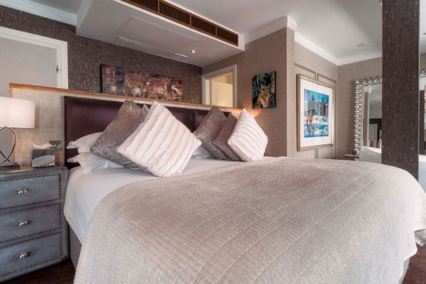 Karma Sanctum Soho Loft Suites