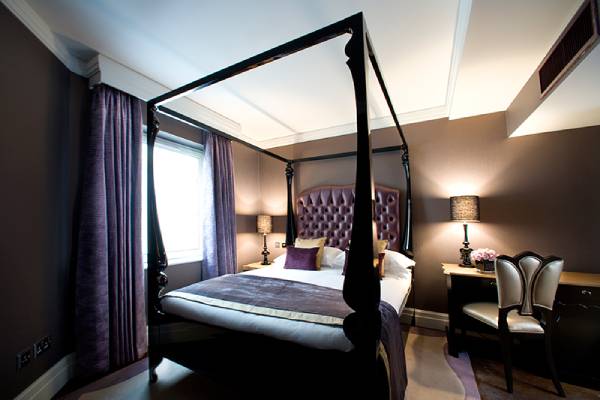 Karma Sanctum Soho Superior Room