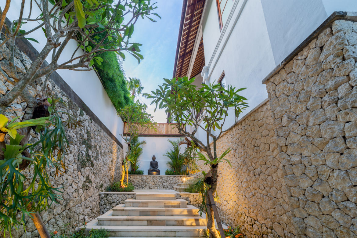 Karma Jimbaran 4 Bedroom Garden Valley View Deluxe